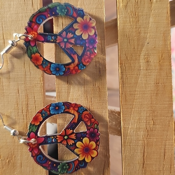 Colorful Peace Sign Earrings - Picture 3 of 3